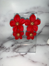 Load image into Gallery viewer, &quot;Lily&quot; Solid Flower earrings
